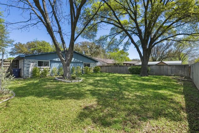 1637 Dell Oak Drive, Garland, TX 75040