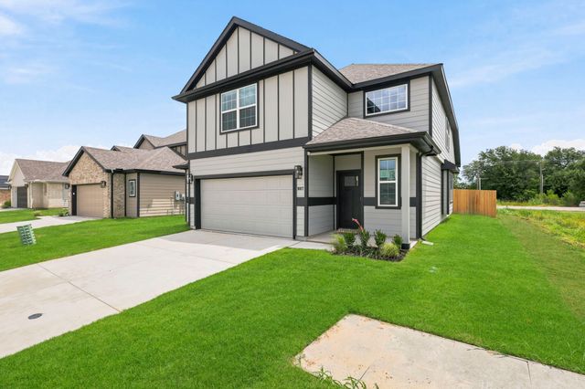 8017 Charlestown Lane, Fort Worth, TX 76140