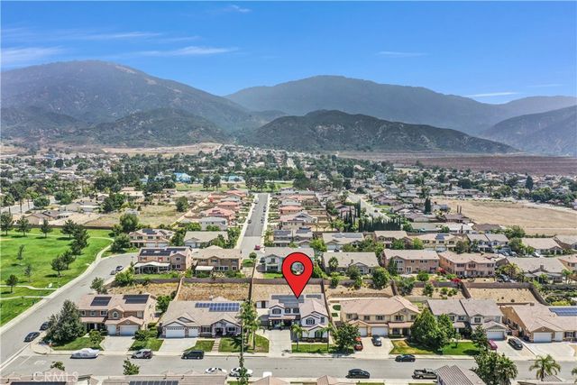 3002 Muir Mountain, San Bernardino, CA 92407