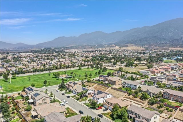 3002 Muir Mountain, San Bernardino, CA 92407