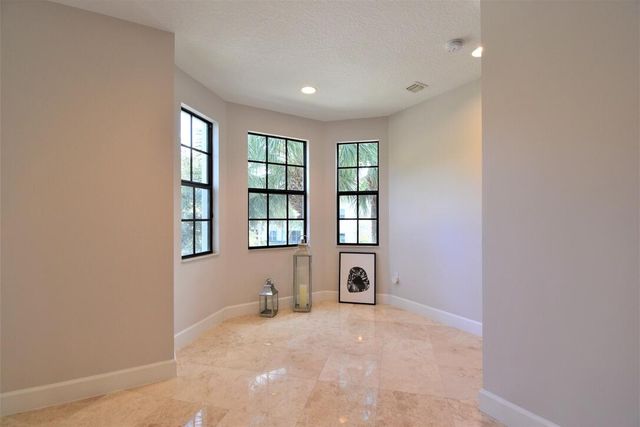 4866 NW 16th Avenue, Boca Raton, FL 33431