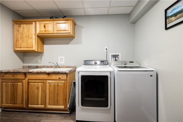 199 Moore Rd, Henrietta, NY 14586