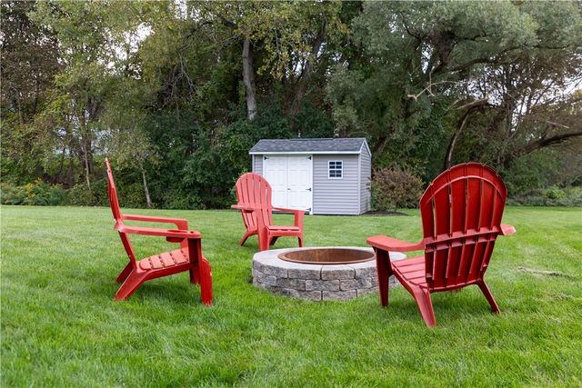 199 Moore Rd, Henrietta, NY 14586