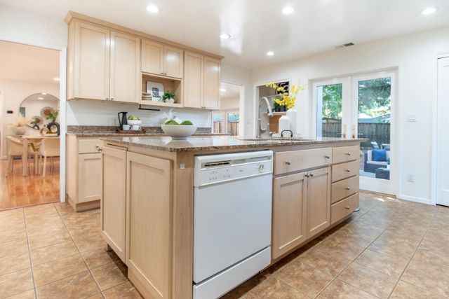 14111 Alta Vista Avenue, Saratoga, CA 95070
