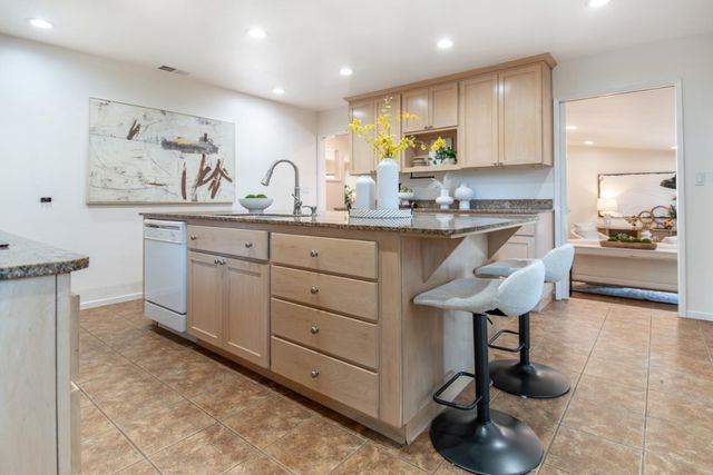 14111 Alta Vista Avenue, Saratoga, CA 95070
