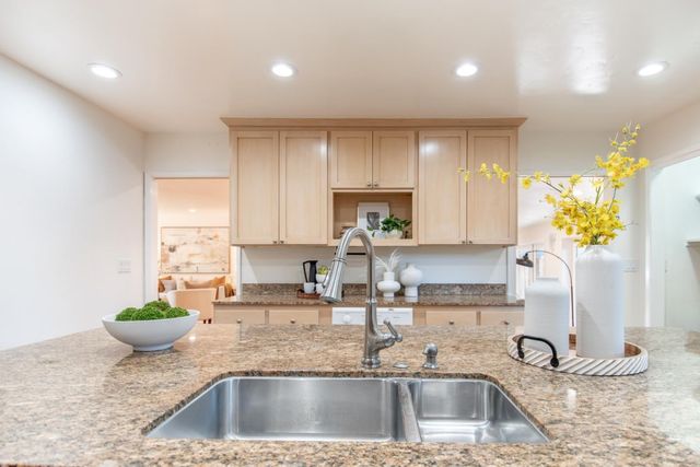 14111 Alta Vista Avenue, Saratoga, CA 95070