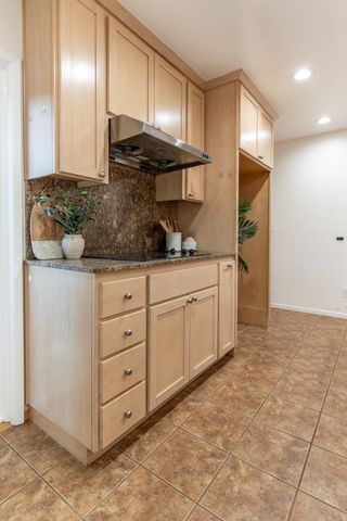 14111 Alta Vista Avenue, Saratoga, CA 95070