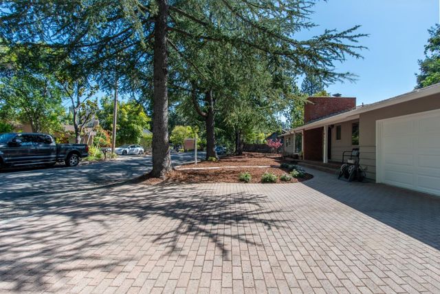 14111 Alta Vista Avenue, Saratoga, CA 95070