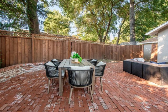 14111 Alta Vista Avenue, Saratoga, CA 95070