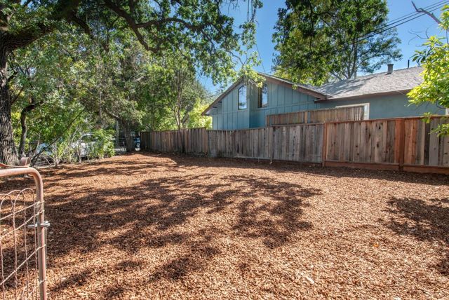 14111 Alta Vista Avenue, Saratoga, CA 95070