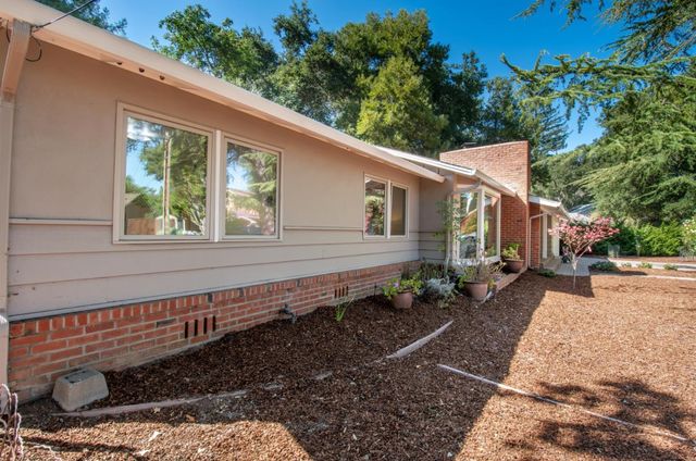 14111 Alta Vista Avenue, Saratoga, CA 95070