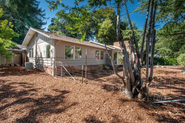 14111 Alta Vista Avenue, Saratoga, CA 95070