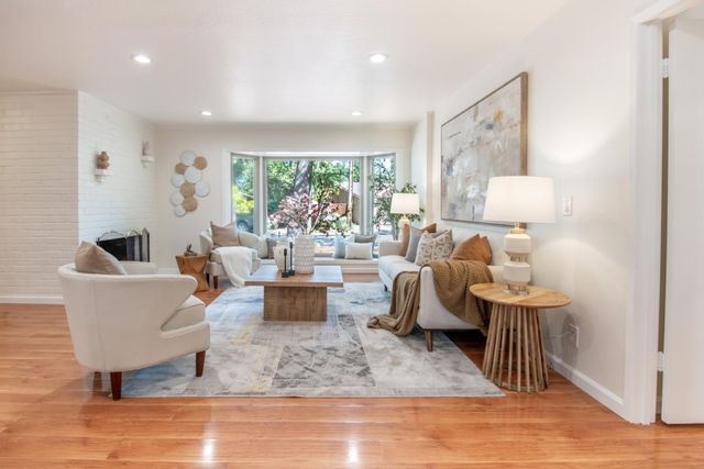 14111 Alta Vista Avenue, Saratoga, CA 95070
