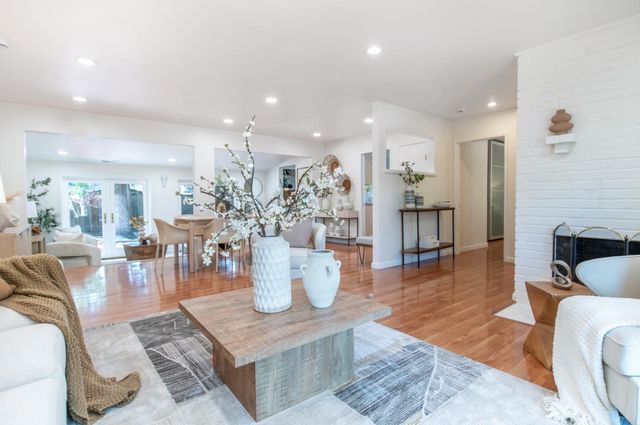 14111 Alta Vista Avenue, Saratoga, CA 95070