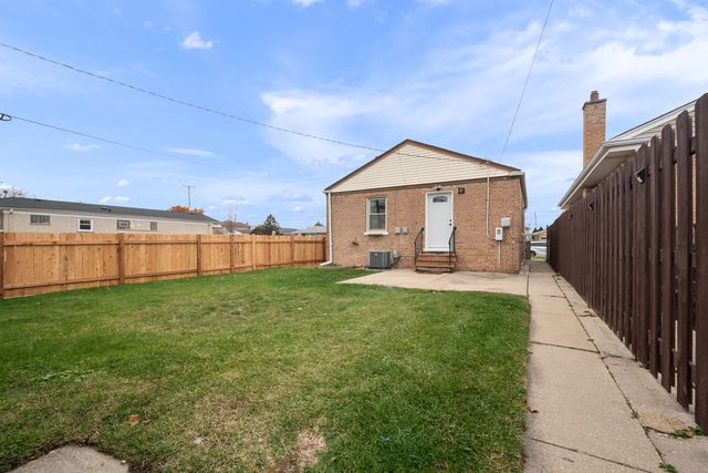 4701 THATCHER Avenue, Norridge, IL 60706