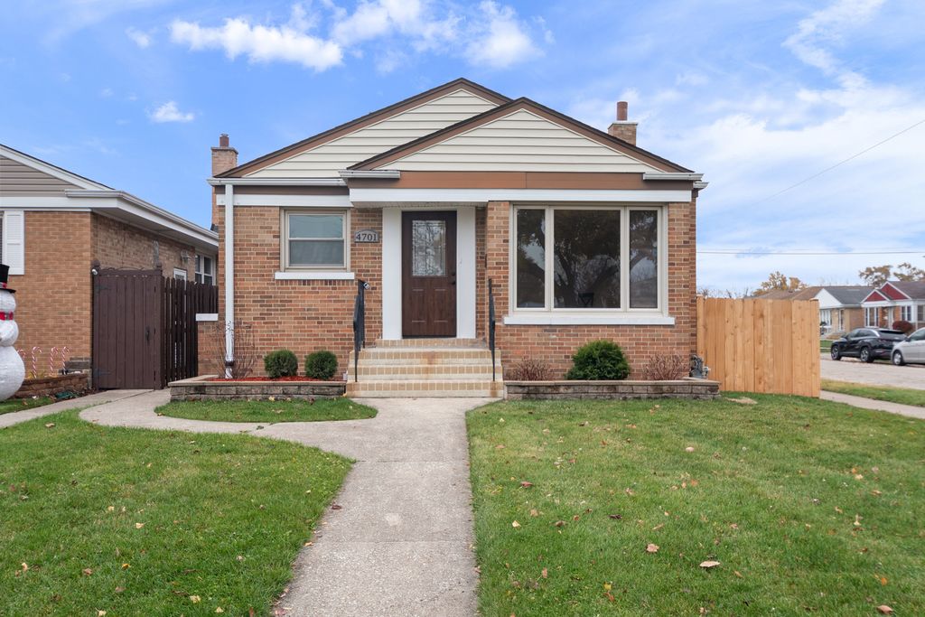 4701 THATCHER Avenue, Norridge, IL 60706