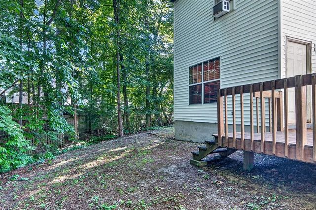 244 Summerlake Ln, Newport News, VA 23602