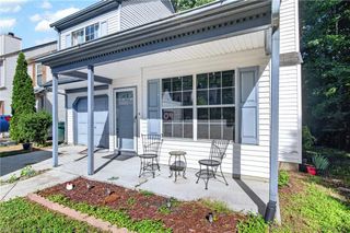 244 Summerlake Ln, Newport News, VA 23602