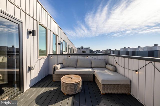 3001 RISEVIEW LN, Philadelphia, PA 19125