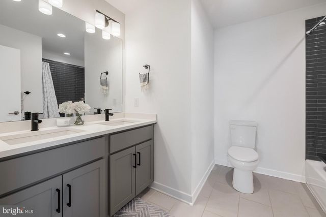 3001 RISEVIEW LN, Philadelphia, PA 19125