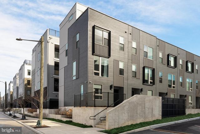 3001 RISEVIEW LN, Philadelphia, PA 19125