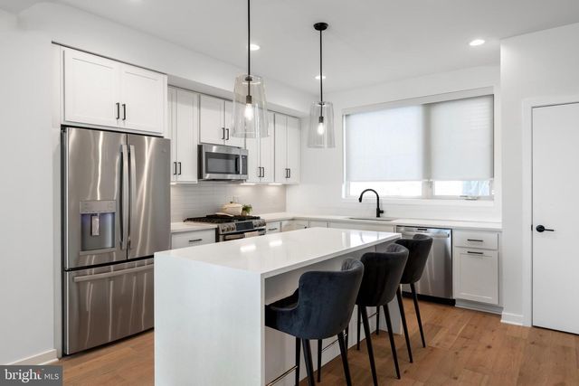 3001 RISEVIEW LN, Philadelphia, PA 19125