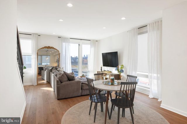 3001 RISEVIEW LN, Philadelphia, PA 19125