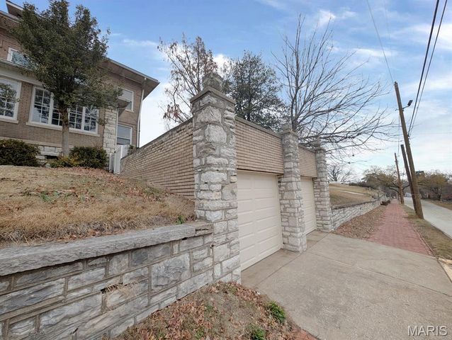 401 George Street, Alton, IL 62002