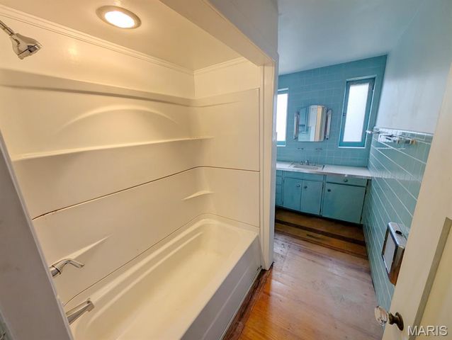 401 George Street, Alton, IL 62002