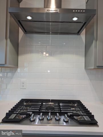 14972 WALTER ROBINSON LN, Haymarket, VA 20169