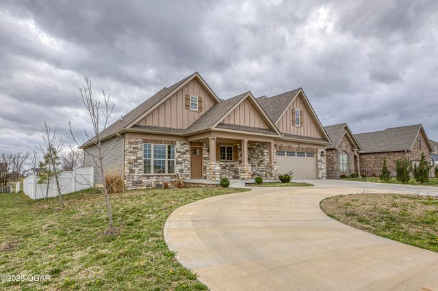 2224 W 26th Street, Joplin, MO 64804