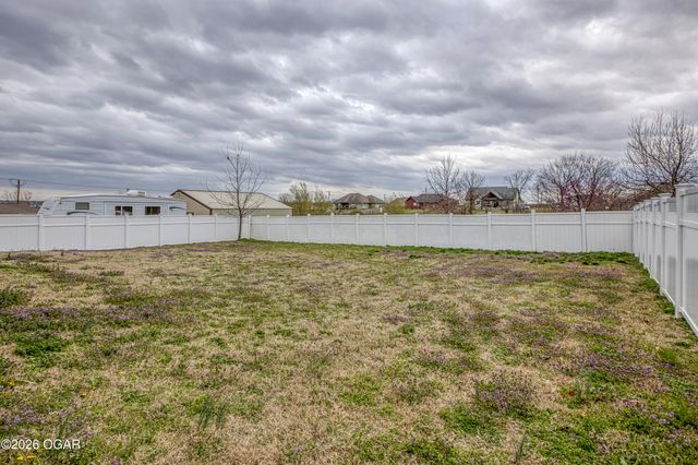 2224 W 26th Street, Joplin, MO 64804