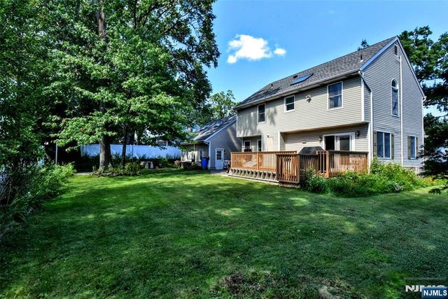 107 2nd Street, Dumont, NJ 07628
