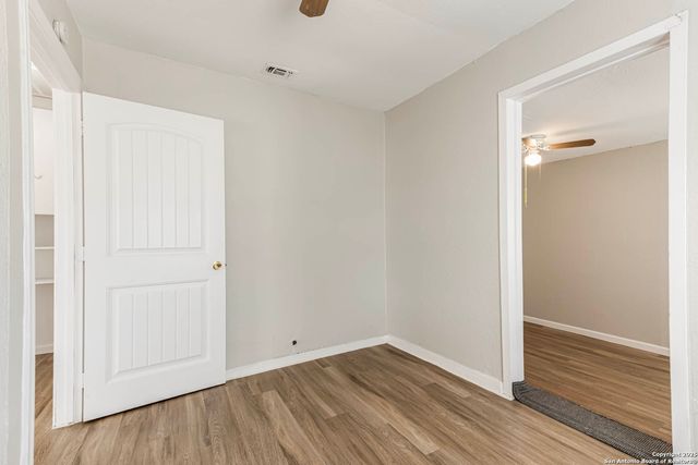 835 Grosvenor, San Antonio, TX 78221