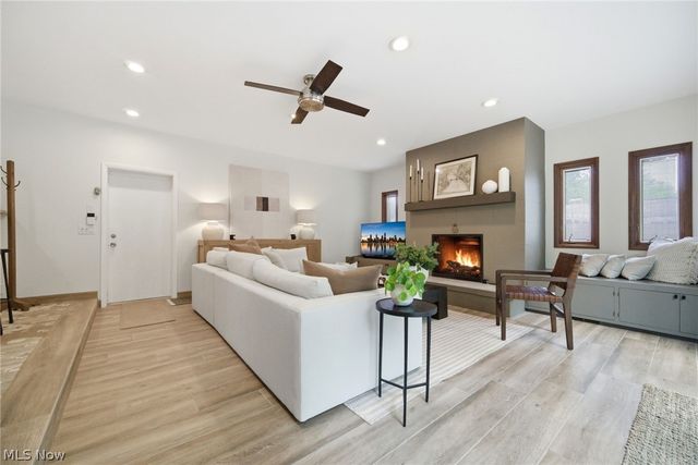 6842 Metro Park Drive, Mayfield Village, OH 44143