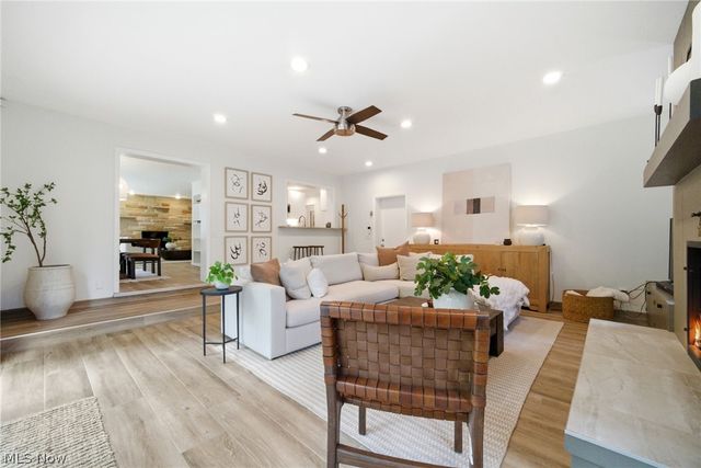 6842 Metro Park Drive, Mayfield Village, OH 44143