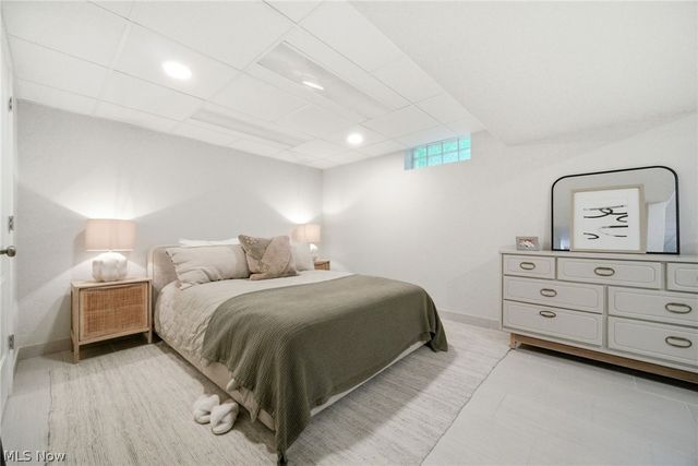6842 Metro Park Drive, Mayfield Village, OH 44143