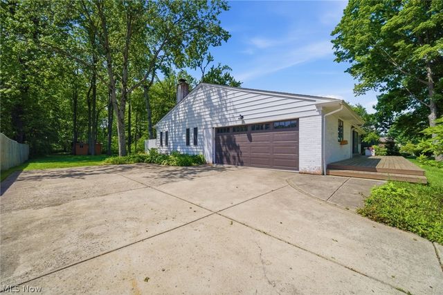 6842 Metro Park Drive, Mayfield Village, OH 44143