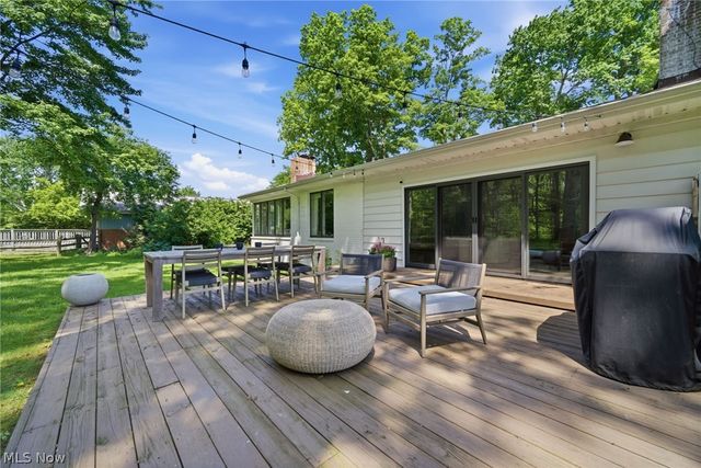 6842 Metro Park Drive, Mayfield Village, OH 44143