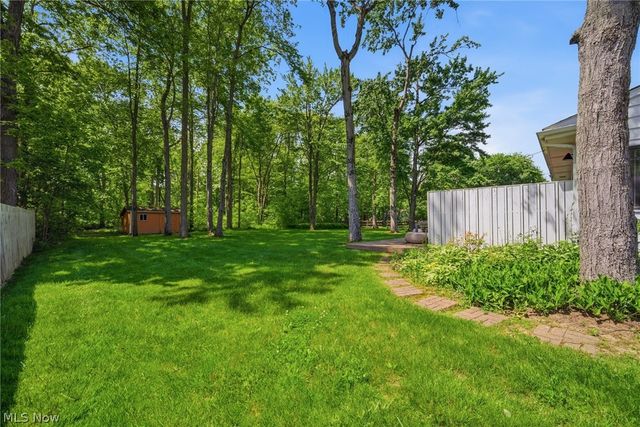 6842 Metro Park Drive, Mayfield Village, OH 44143