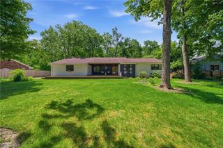 6842 Metro Park Drive, Mayfield Village, OH 44143