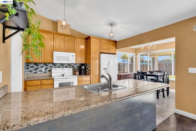 5542 Riverlake Rd, Discovery Bay, CA 94505
