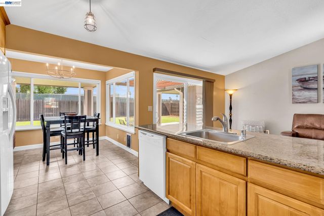 5542 Riverlake Rd, Discovery Bay, CA 94505
