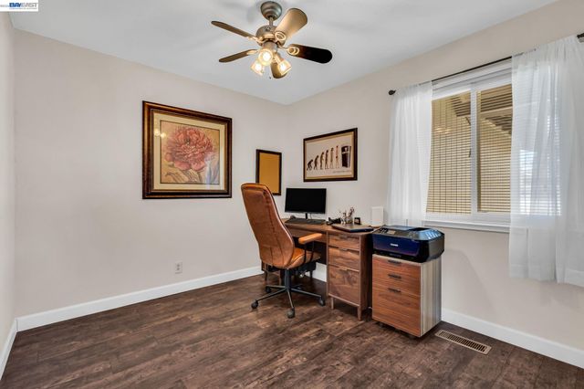 5542 Riverlake Rd, Discovery Bay, CA 94505