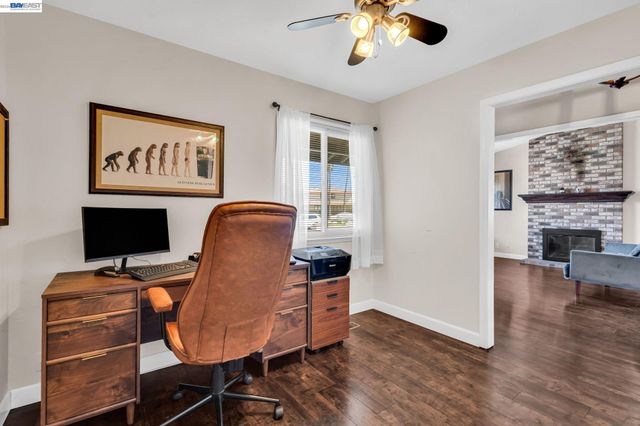 5542 Riverlake Rd, Discovery Bay, CA 94505