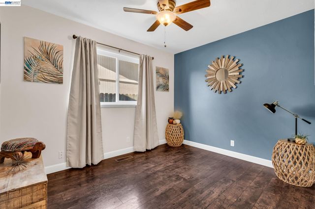 5542 Riverlake Rd, Discovery Bay, CA 94505