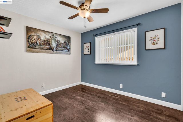 5542 Riverlake Rd, Discovery Bay, CA 94505