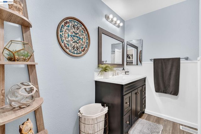 5542 Riverlake Rd, Discovery Bay, CA 94505