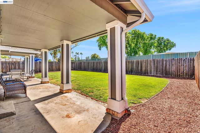 5542 Riverlake Rd, Discovery Bay, CA 94505