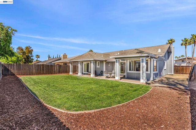 5542 Riverlake Rd, Discovery Bay, CA 94505